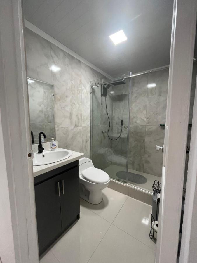 Alicia'S Place 10 Min From Airport Apartment Alajuela Ngoại thất bức ảnh